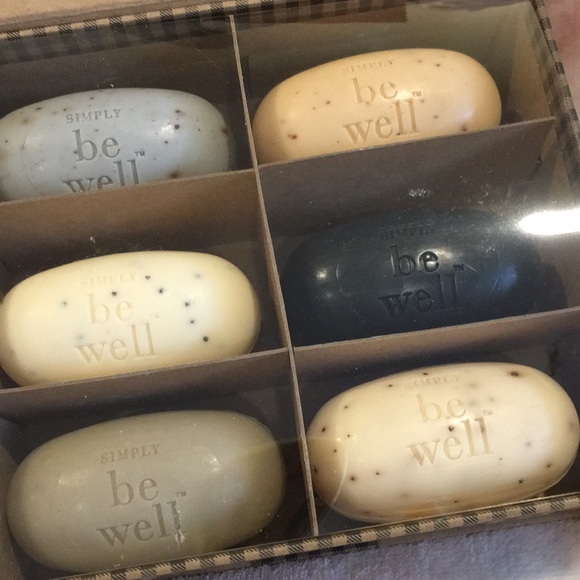 Simply Be Well Set of 6 Exfoliating Scented Vegie Based Soaps 12oz NWT Boxed Set - Picture 2 of 16